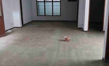 Rumah sewa di Klampis indah, Surabaya