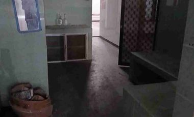 Rumah sewa di Klampis indah, Surabaya