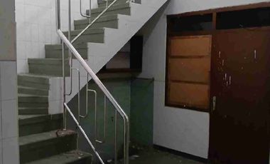 Rumah sewa di Klampis indah, Surabaya