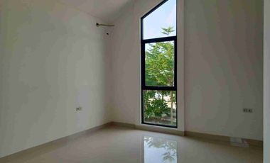 Dijual Townhouse Mewah Florista Garden