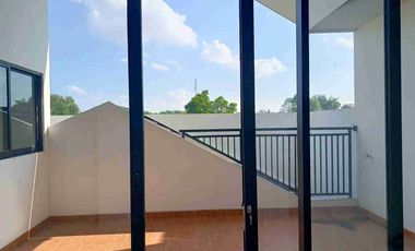 Dijual Townhouse Mewah Florista Garden