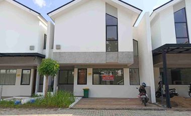 Dijual Townhouse Mewah Florista Garden