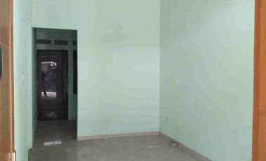 Rumah Secondary  Tanah Luas 90M² bangunan 60M², Dekat Pintu Tol Jatiwarna dan Jatiasih. 650 Juta