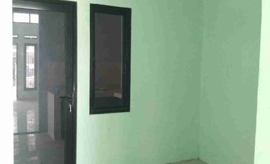 Rumah Secondary  Tanah Luas 90M² bangunan 60M², Dekat Pintu Tol Jatiwarna dan Jatiasih. 650 Juta