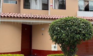 VENDO CASA DE 2PISOS MÁS AZOTEA | AMPLIA + PARQUE CERCA | ZONA RESIDENCIAL SEGURA – LOS CEDROS DE VILLA CHORRILLOS