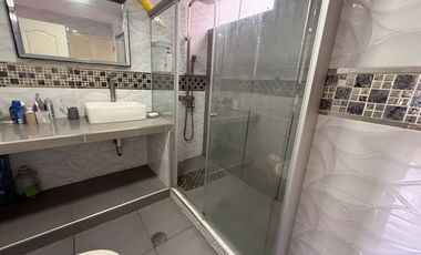 VENDO CASA DE 2PISOS MÁS AZOTEA | AMPLIA + PARQUE CERCA | ZONA RESIDENCIAL SEGURA – LOS CEDROS DE VILLA CHORRILLOS