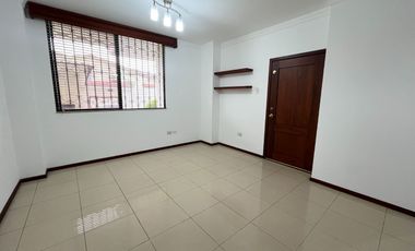 PLANTA BAJA RENTO BELLO  DEPARTAMENTO!!