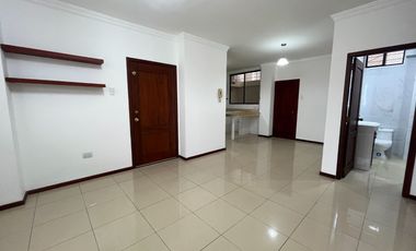 PLANTA BAJA RENTO BELLO  DEPARTAMENTO!!