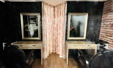 Venta derecho llaves Peluquería