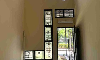 Disewakan Cepat Rumah Luas 108m² Siap Huni dan Strategis dekat Summarecon