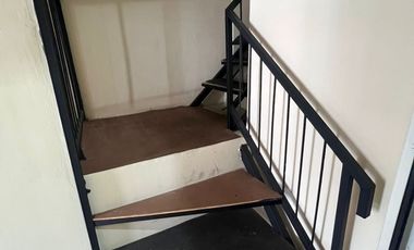 Rumah Golden Palm Dijual Harga Murah Siap Huni Sudah Renovasi 2,5 Lantai Kalideres Jakarta Barat