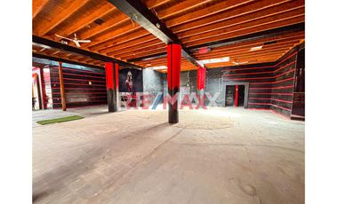 Amplio Terreno O Local Comercial A Un Paso Del Parque Kennedy - Miraflores