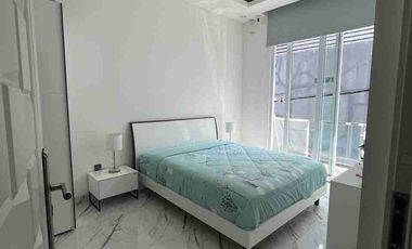 Dijual /Disewakan Rumah 2 Lt Furnish kebon jeruk