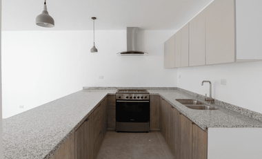 Casa en venta por la La Radial, Cholula