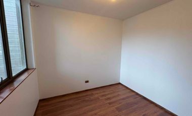 En arriendo departamento en condominio Jardín Prado