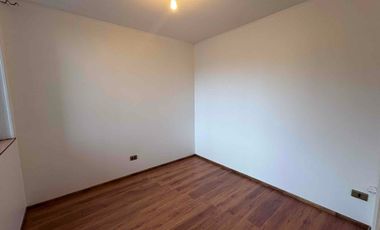 En arriendo departamento en condominio Jardín Prado