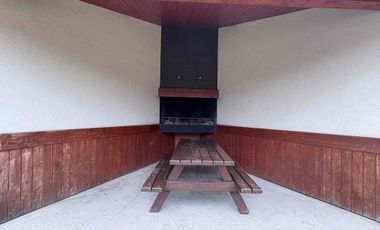 En arriendo departamento en condominio Jardín Prado