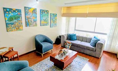 VENDO ACOGEDOR DEPARTAMENTO CON TRES HABITACIONES, DOS PARQUEADEROS