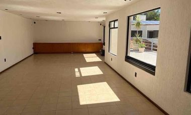 SE RENTA CASA EN PRIVADA. 📍Lomas 4ta sección.