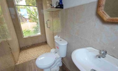 RENTO FINCA EN EL QUINCHE 2.500 MTS MAS CASA