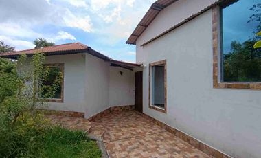 RENTO FINCA EN EL QUINCHE 2.500 MTS MAS CASA