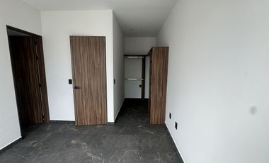 Casa en Renta en Zenith, Real de Valdepeñas ,3 Recámaras y Roof Top