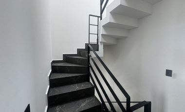 Casa en Renta en Zenith, Real de Valdepeñas ,3 Recámaras y Roof Top