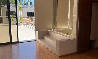 Renta de casa en privada lomas cuarta seccion