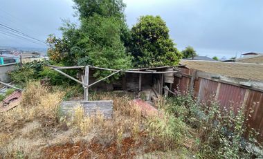 SE VENDE PROPIEDAD PARA REMODELAR, BARRANCAS