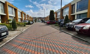 Fajardo, casa a estrenar de 3 dormitorios, estacionamiento, piscina, canchas