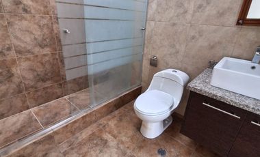 Fajardo, casa a estrenar de 3 dormitorios, estacionamiento, piscina, canchas