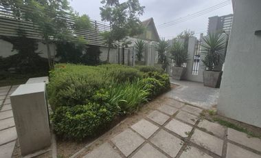 SE VENDE DEPTO ESTILO MARIPOSA 2D 2 B, INCLUYE ESTACIONAMIENTO