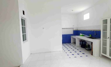 RUMAH SIAP HUNI SEMI FURNISH DI KENCANA LOKA BSD TANGSEL