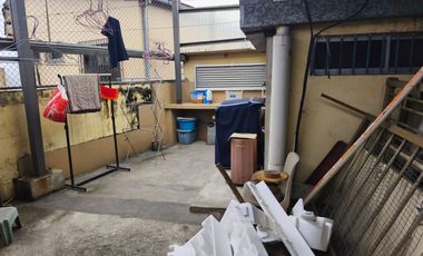 Vendo casa  familiar amplia en alborada 11et lista para habitar.