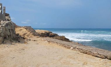 VENTA – OPORTUNIDAD DE INVERSIÓN EN PUNTA BARANDUA, TERRENO FRENTE AL MAR.