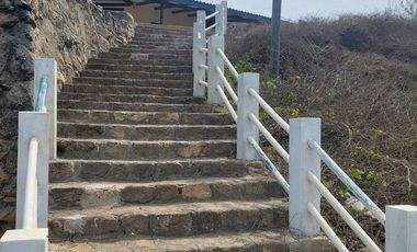 VENTA – OPORTUNIDAD DE INVERSIÓN EN PUNTA BARANDUA, TERRENO FRENTE AL MAR.