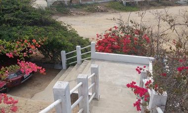 VENTA – OPORTUNIDAD DE INVERSIÓN EN PUNTA BARANDUA, TERRENO FRENTE AL MAR.