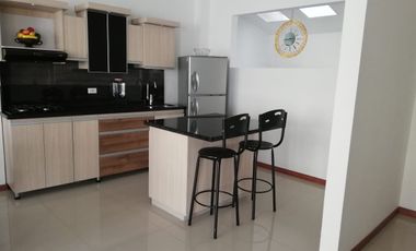 Venta o Permuta Casa en la Circunvalar Pereira / Casa Comercial en Pereira (3 locales 1 apartamento 265 m2) / Recibo Toyota TXL o propiedades Pereira