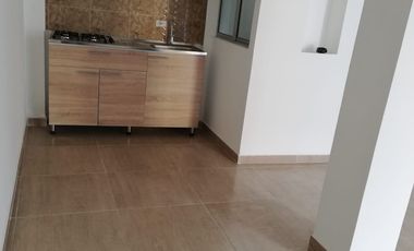 Venta o Permuta Casa en la Circunvalar Pereira / Casa Comercial en Pereira (3 locales 1 apartamento 265 m2) / Recibo Toyota TXL o propiedades Pereira