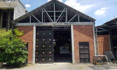 Dijual murah  rumah dan workshop aset bank macet di kedamean gresik