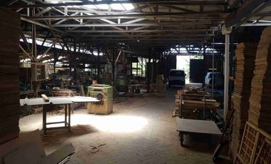 Dijual murah  rumah dan workshop aset bank macet di kedamean gresik