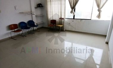 VENTA DE CASA COMERCIAL MUY CERCA AL PARQUE PRINCIPAL DE PIMENTEL