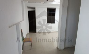 VENTA DE CASA COMERCIAL MUY CERCA AL PARQUE PRINCIPAL DE PIMENTEL