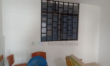 VENTA DE CASA COMERCIAL MUY CERCA AL PARQUE PRINCIPAL DE PIMENTEL