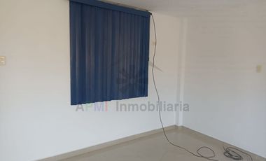 VENTA DE CASA COMERCIAL MUY CERCA AL PARQUE PRINCIPAL DE PIMENTEL