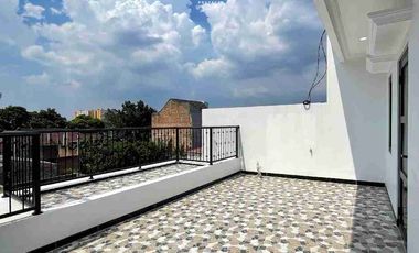 Rumah Baru Modern Dalam Cluster Akses Strategis Di Kebagusan Dekat Tb Simatupang