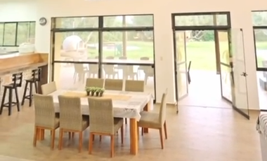 ALQUILER | CASA DE CAMPO EN CONDOMINIO | PUCUSANA | 4 DORMITORIOS | 6 BAÑOS | AMOBLADA Y EQUIPADA | PISCINA | TERRAZA | JARDINES | CLUB HOUSE