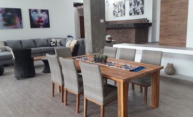 ALQUILER | CASA DE CAMPO EN CONDOMINIO | PUCUSANA | 4 DORMITORIOS | 6 BAÑOS | AMOBLADA Y EQUIPADA | PISCINA | TERRAZA | JARDINES | CLUB HOUSE