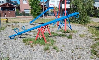 Estupenda Propiedad en tranquilo y Consolidado Barrio