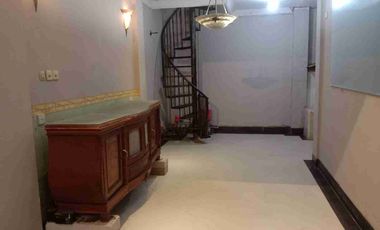 Sewa rumah metland puri dekat exit tol